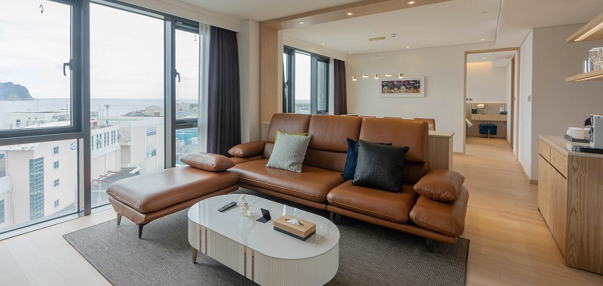 ROYAL SUITE